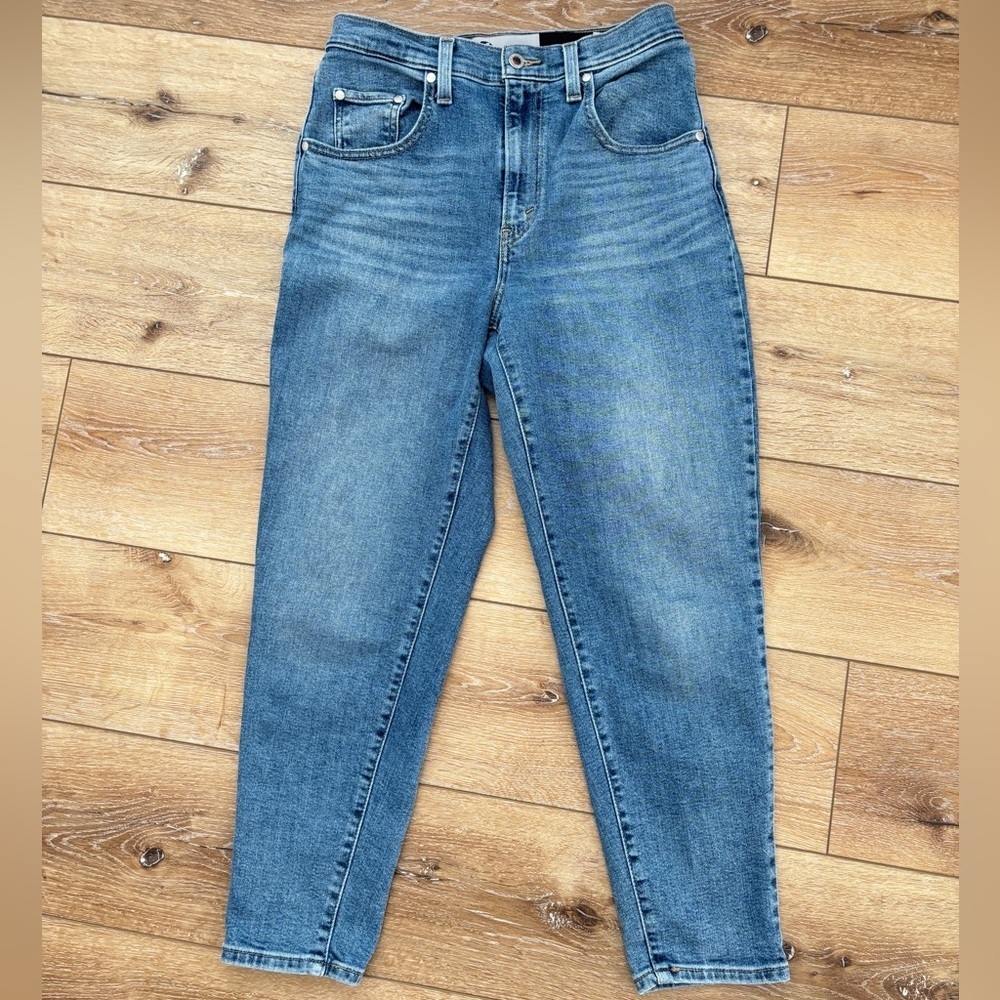 Levis Silver Tab Jeans Womens 28W 27L Blue Mom High Relax Taper Stretch Denim